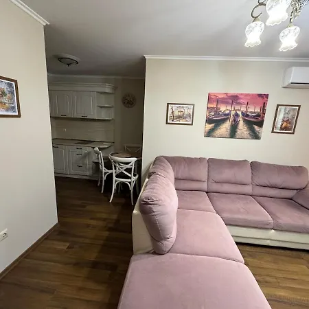 Rose Gardens 10 Апартаменты Поморие